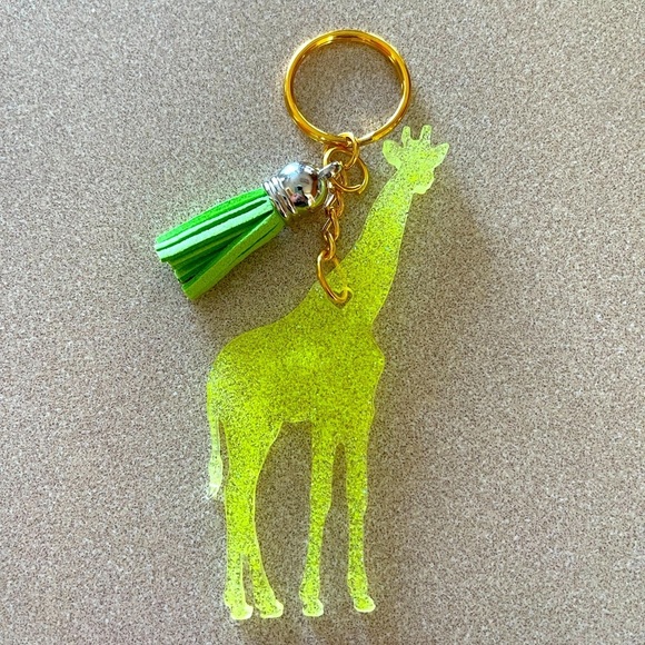 Hand Crafted Accessories - 🎉🎉2x HP🎉🎉 Handmade Giraffe Keychain